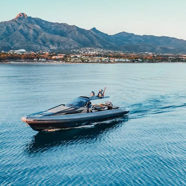 Luxury Belvedere motor yacht rental in Puerto Banús, Marbella – exclusive yacht charter