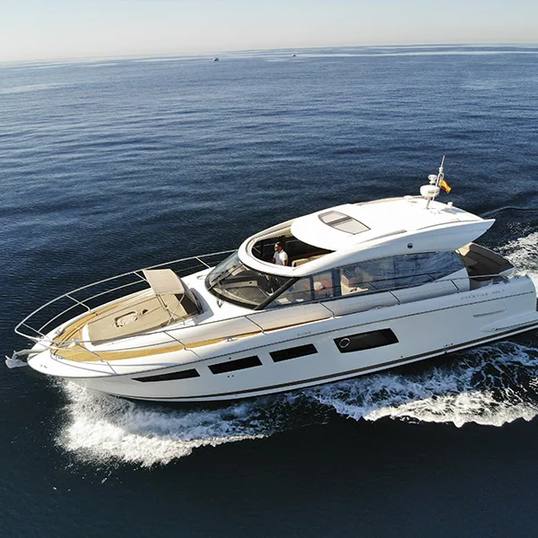 Alquiler de yate de motor de lujo Prestige 50 en Puerto Banús, Marbella – charter exclusivo