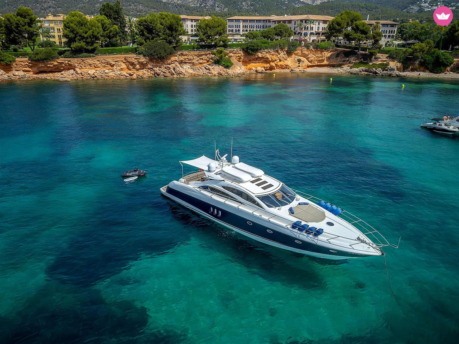 Luxury Sunseeker 72 motor yacht rental in Puerto Banús, Marbella – exclusive yacht charter