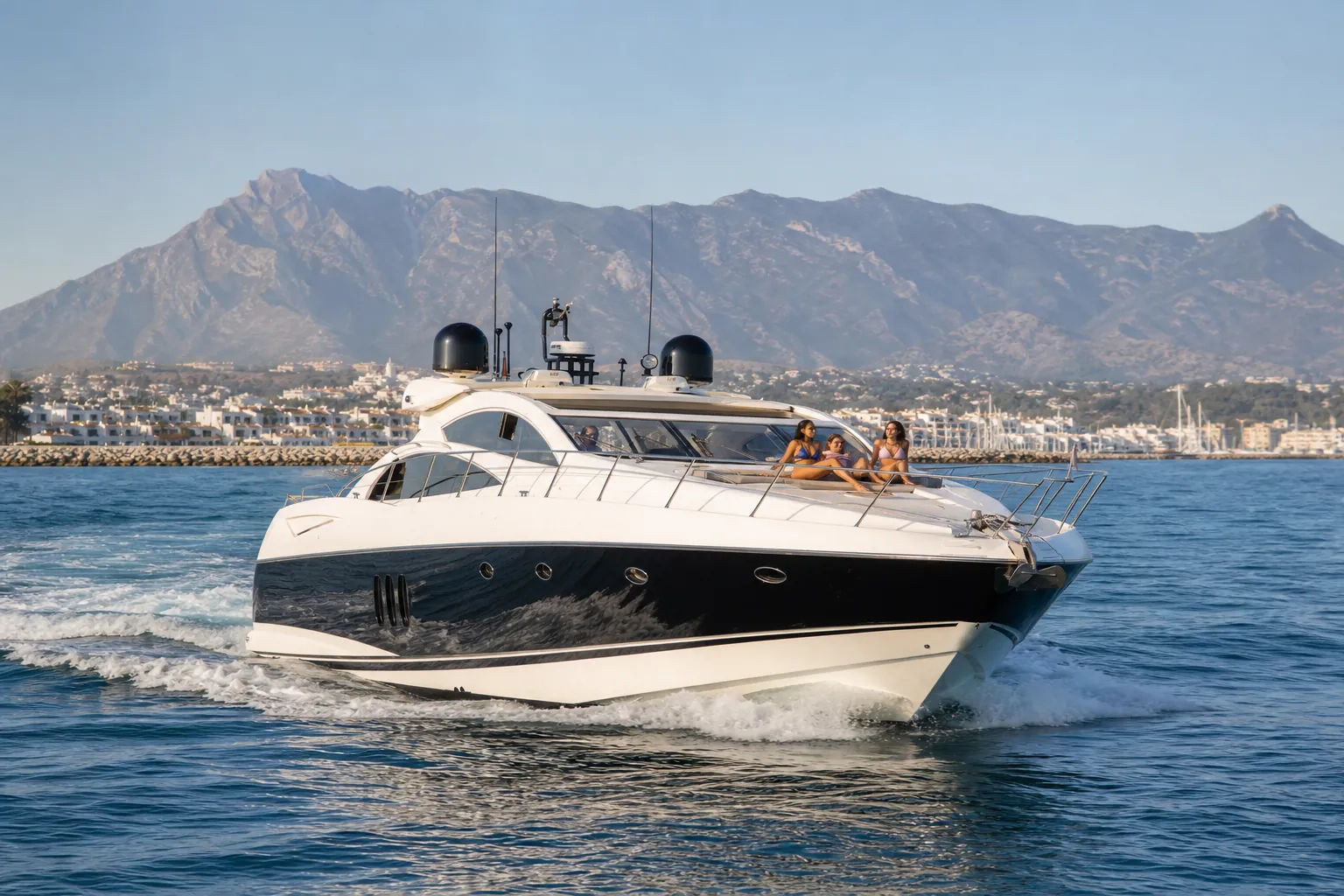 Sunseeker Predator 72 - Yacht charter in Marbella